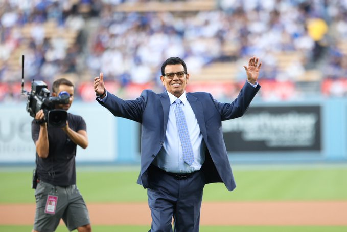 “Toro” eterno: Los Dodgers retiran número 34 de Fernando Valenzuela