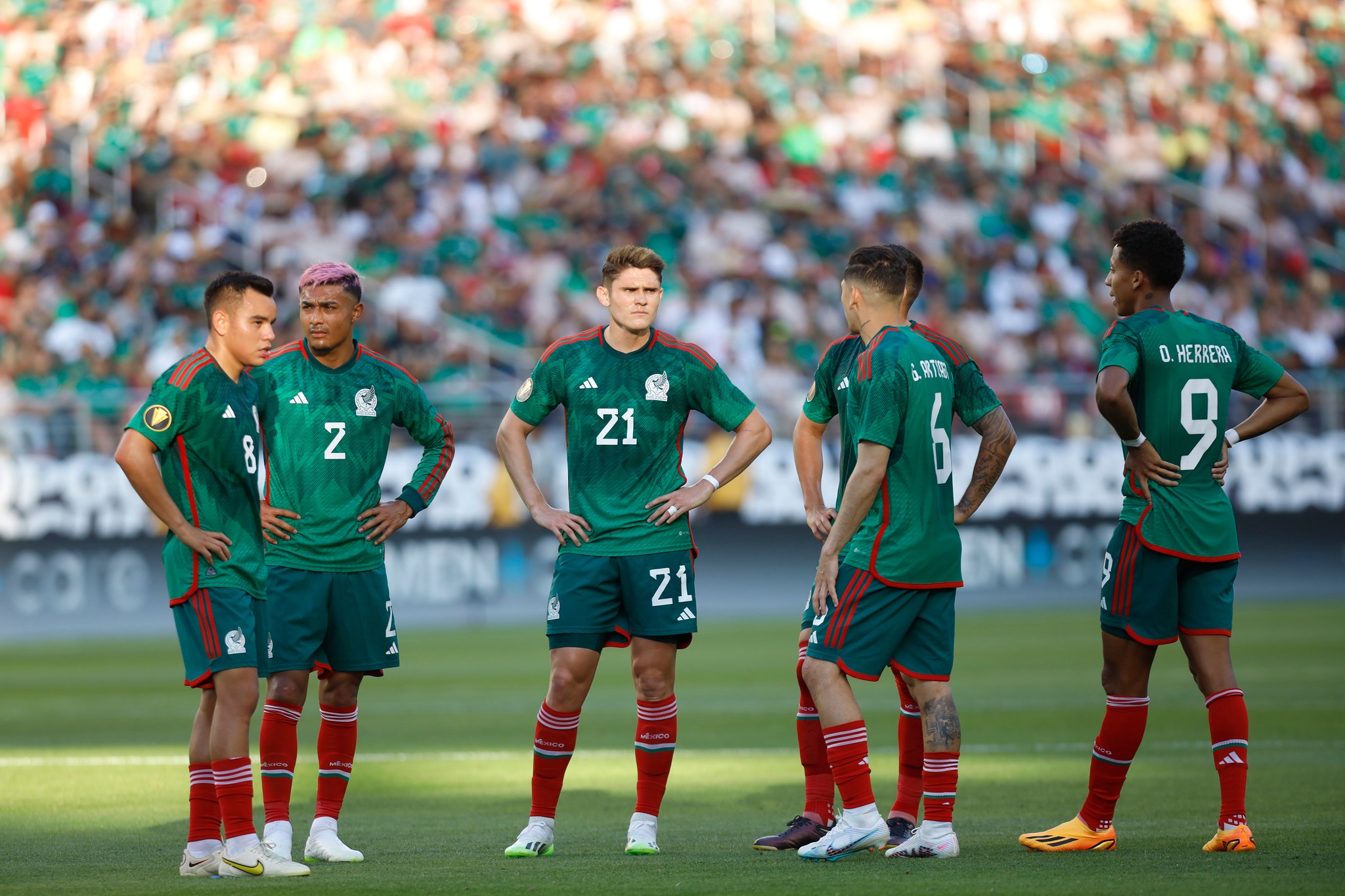 El “Lamborjimmy” recibe su primer golpe en Copa Oro