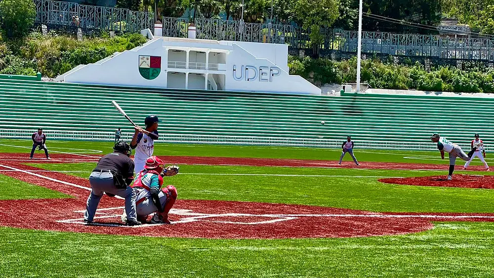 UDEP fortalece preparación de sus equipos representativos