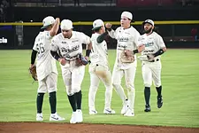 Pericos pega primero en el clásico de la autopista: 5-4 vence al México