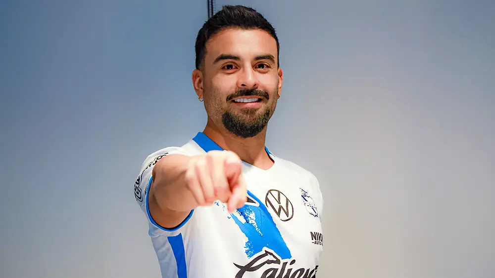 Alexis Canelo busca resolver ofensiva del Club Puebla