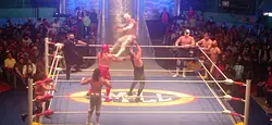 Vibra la Arena Puebla con combates poco amorosos