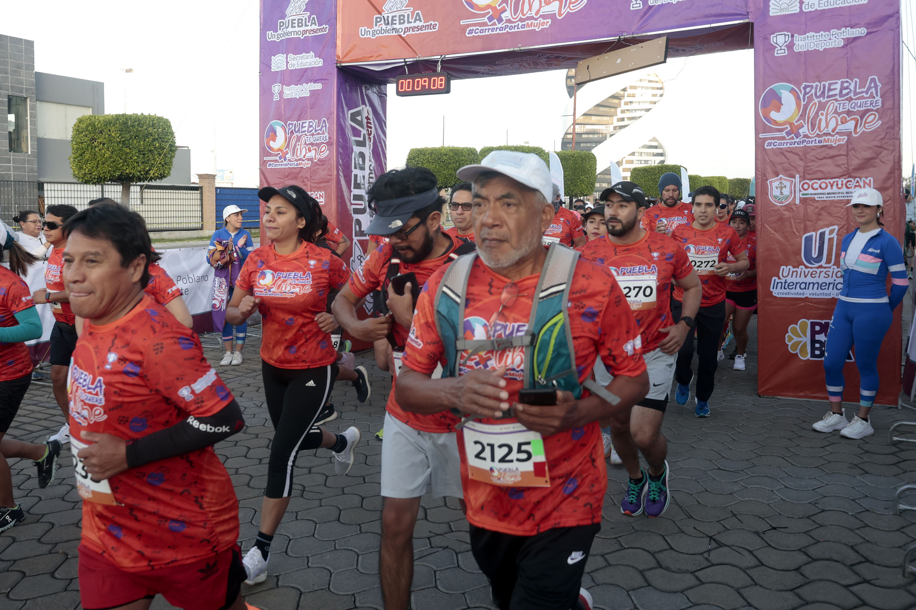 Carrera “Puebla te quiere libre” reunió más de 800 competidores