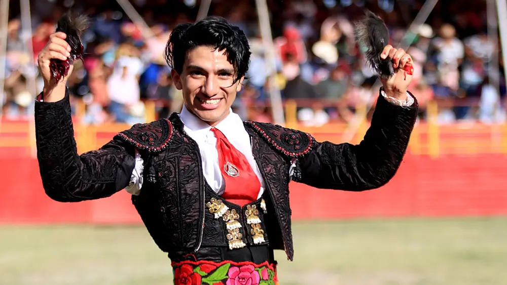 Ahuatepec se viste de luces para su novillada de Feria