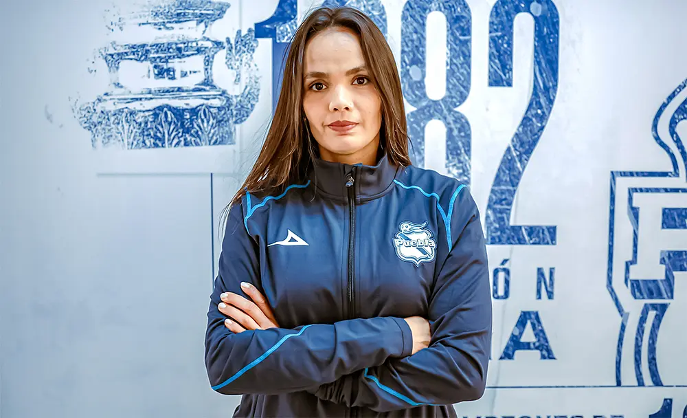 María Peraza: primera venezolana en el Puebla Femenil 