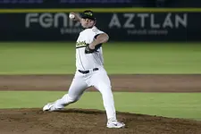 Pericos recupera la memoria y propina paliza a Guerreros
