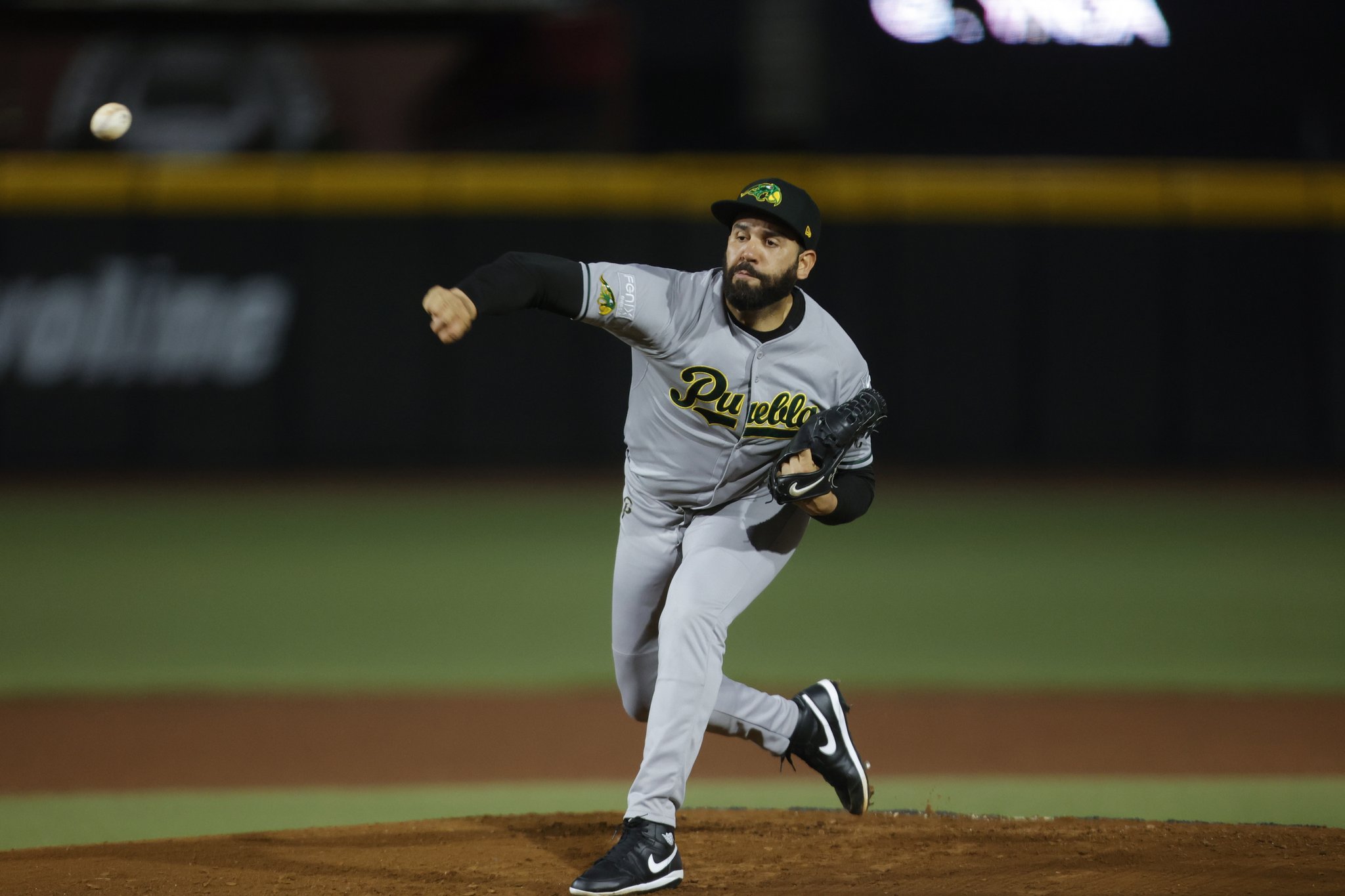 Toros de Tijuana completa barrida ante unos alicaídos Pericos