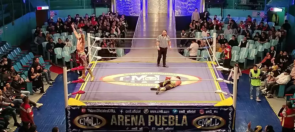 Máscara Dorada vence a Último Guerrero y se saca la espina