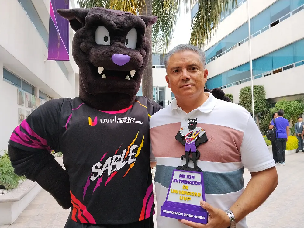 UVP distingue a Jesús Calvo por llevar a las Panteras al Final 8