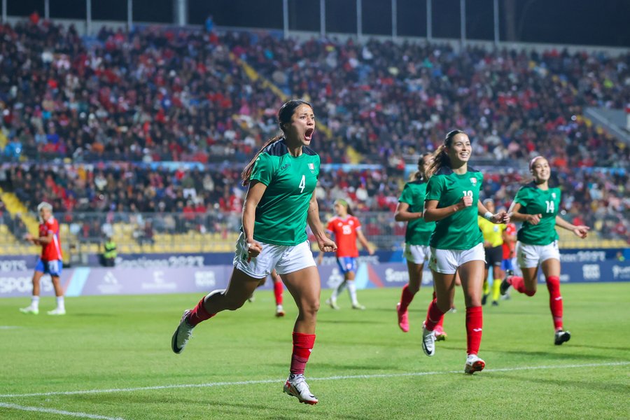 El Tricolor Femenil se cuelga el oro en futbol