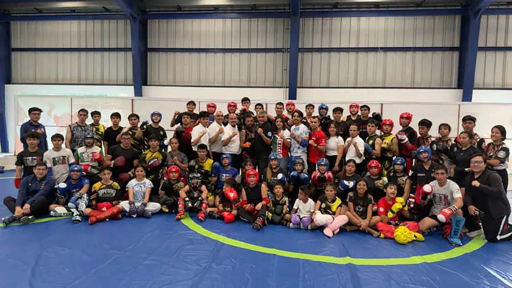 Selección de Puebla trabaja rumbo al Macrorregional de Kickboxing