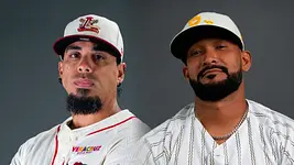 José Rondón y Sebastián Elizalde cierran roster de Pericos para Playoffs