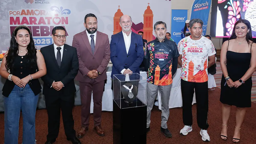 Así será la medalla y playeras del Maratón de Puebla 2025