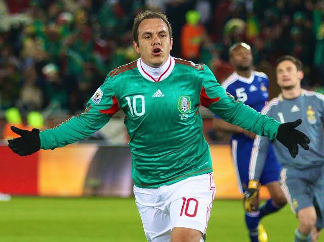 “Cuauh”, Hugo o “Chicharito”: ¿quién es mejor, según los números?