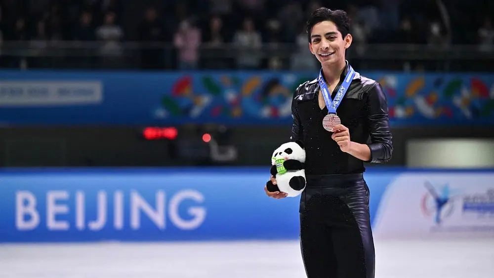Donovan Carrillo consigue boleto a Juegos Olímpicos de Invierno 2026