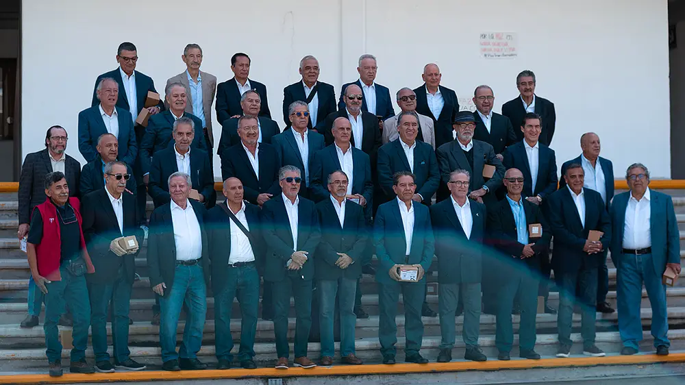 Ex Águilas UPAEP conmemoran 45 años de histórica final en Tercera División