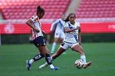 Puebla Femenil se autosabotea y termina goleada ante Chivas