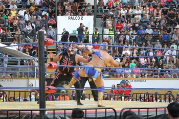 Todo listo para la segunda función de lucha libre en la Feria de Puebla 2024