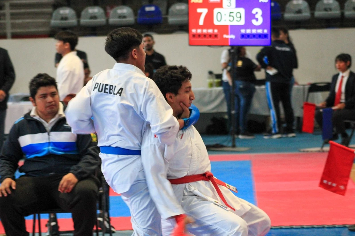 Puebla supera expectativas en el Macroregional de Karate 2024