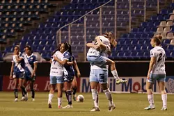 Clausura 2024: Querétaro vence sin resistencia al Puebla femenil en el Cuauhtémoc