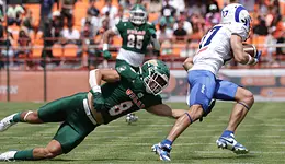 Borregos Monterrey se imponen a UDLAP en aguerrido clásico bajo la lluvia