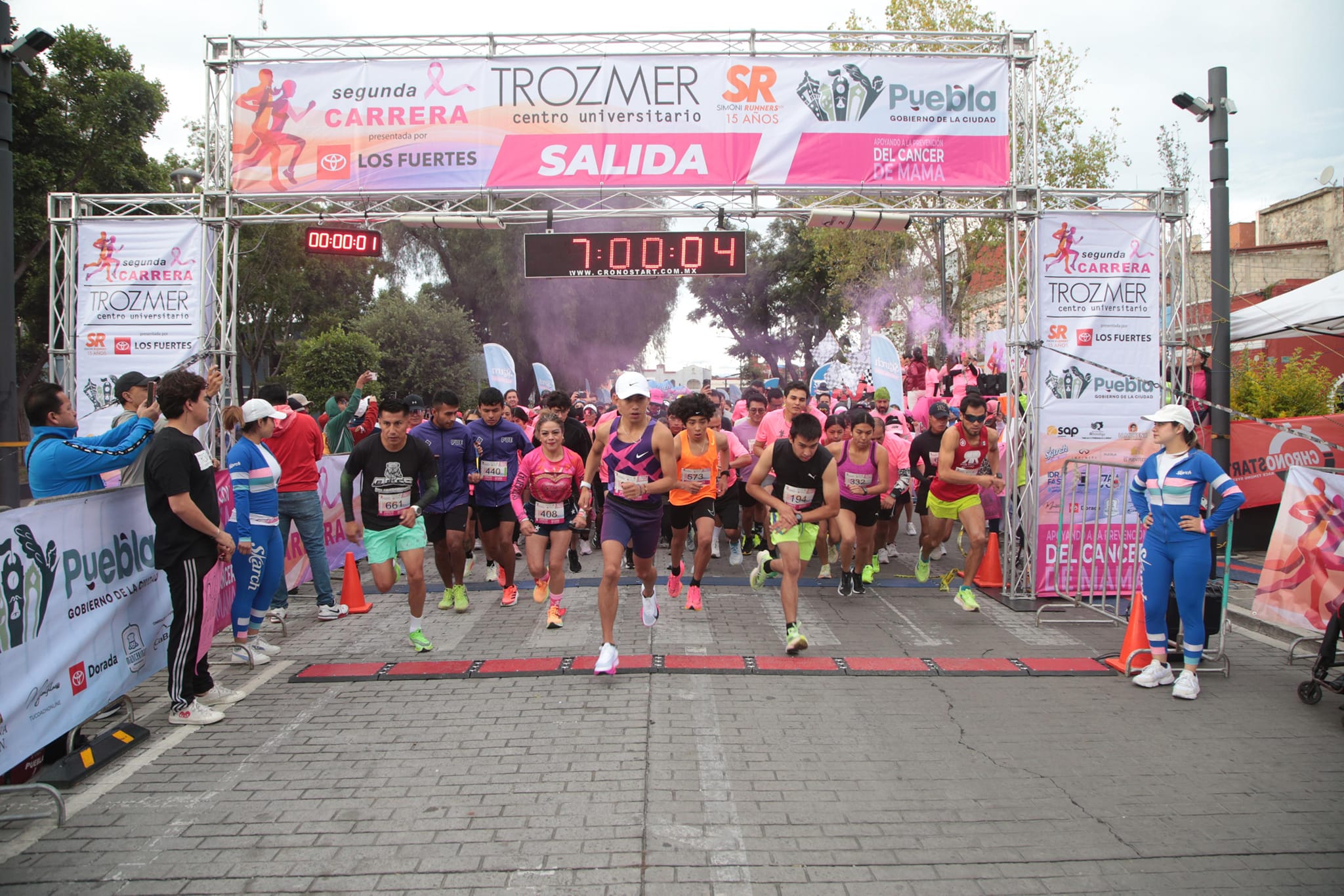 Fátima Mena y Betzy Reyes se llevan 2ª Carrera Trozmer