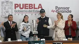 Gobierno de Puebla reconoce trayectoria de “Majo” Rodríguez