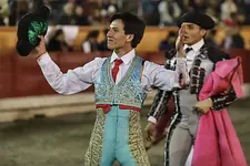 Carlos Valencia da vuelta al ruedo en segunda novillada de la Copa Pana