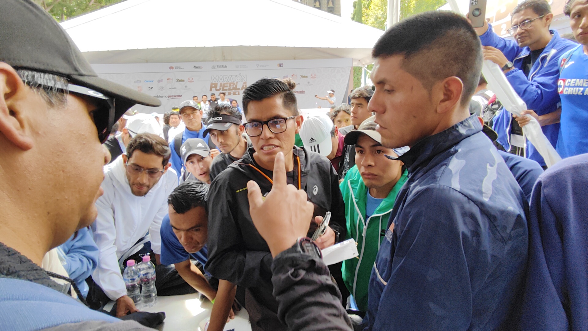 Poblanos alzan la voz por irregularidades en Maratón Puebla 2024