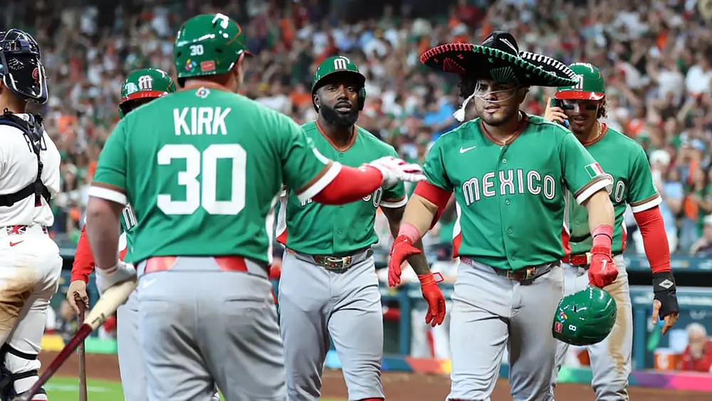 México explota al final para vencer a Gran Bretaña en Clásico Mundial de Béisbol 