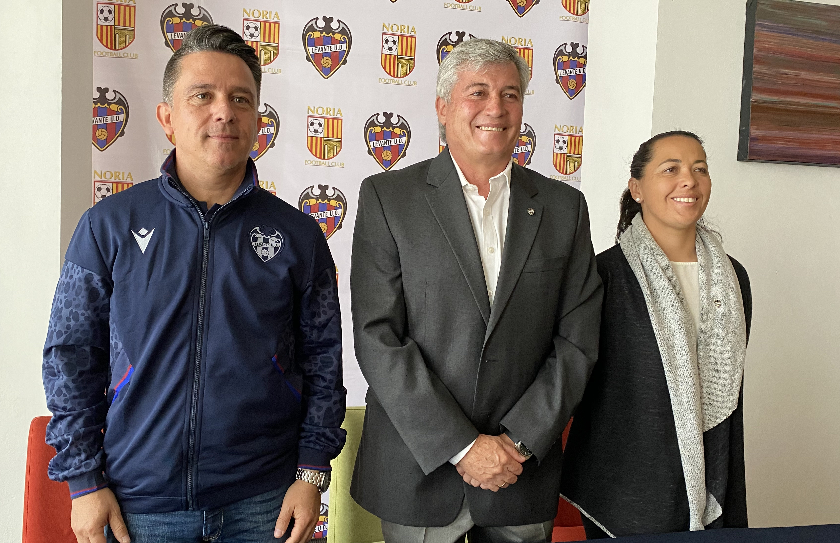 Levante y La Noria impulsarán a jóvenes talentos del futbol poblanos