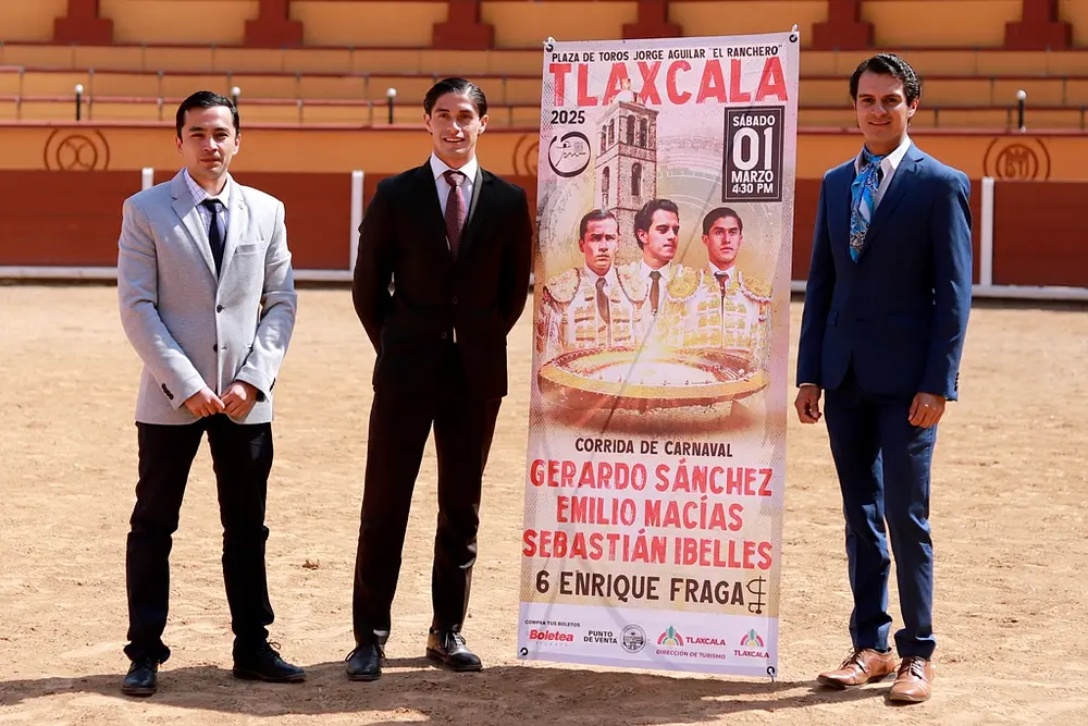 Toreros calientan Corrida de Carnaval Tlaxcala 2025