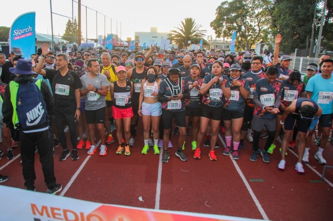 Celebran Medio Maratón con Causa en San Andrés Cholula