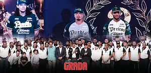 ¡Elegancia del campeón! Pericos de Puebla presume nueva armadura