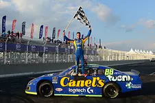 Rubén García Jr., campeón de Nascar en Puebla; suma su cuarto título
