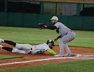 Llega la primera victoria de Pericos fuera de casa