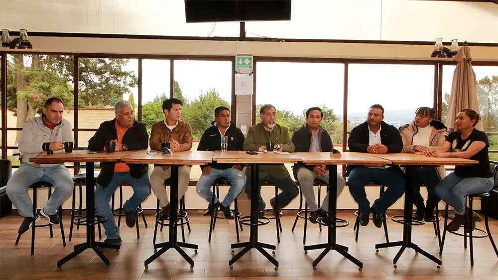 Llegó a Tetla cuarto foro en defensa de los toros
