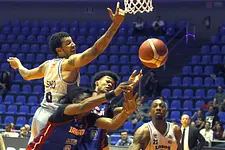 Lobos Plateados terminan mala racha; remontan ante Freseros