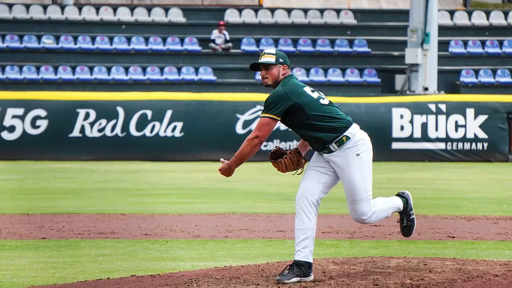 Pericos y Conspiradores reparten carreras en empate de pretemporada