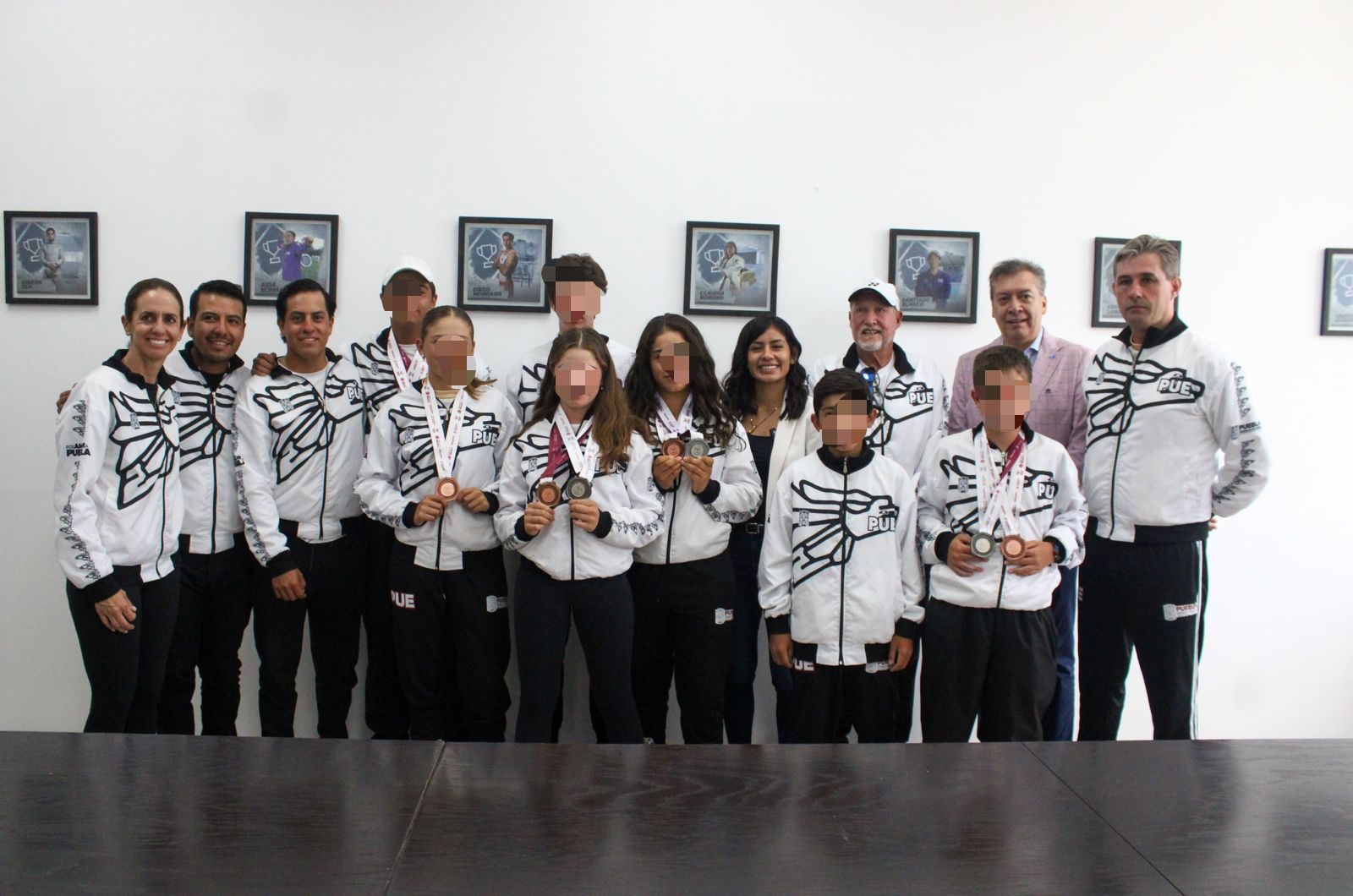 Reconoce a tenistas medallistas en Olimpiada Nacional 2025