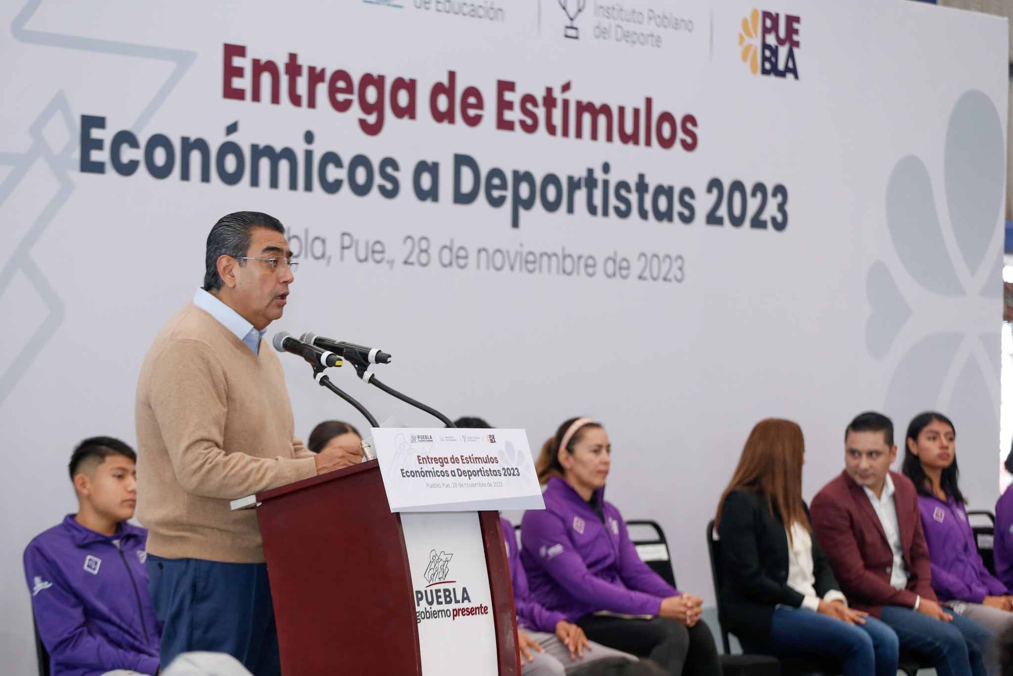 Confía gobernador en buenos resultados para Puebla y Pericos