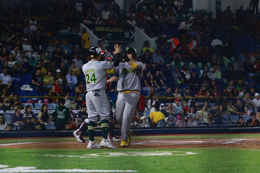 Con paliza incluida, Pericos saca la escoba ante Bravos