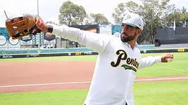 Luis Mauricio Suárez vuelve al dugout de Pericos de Puebla