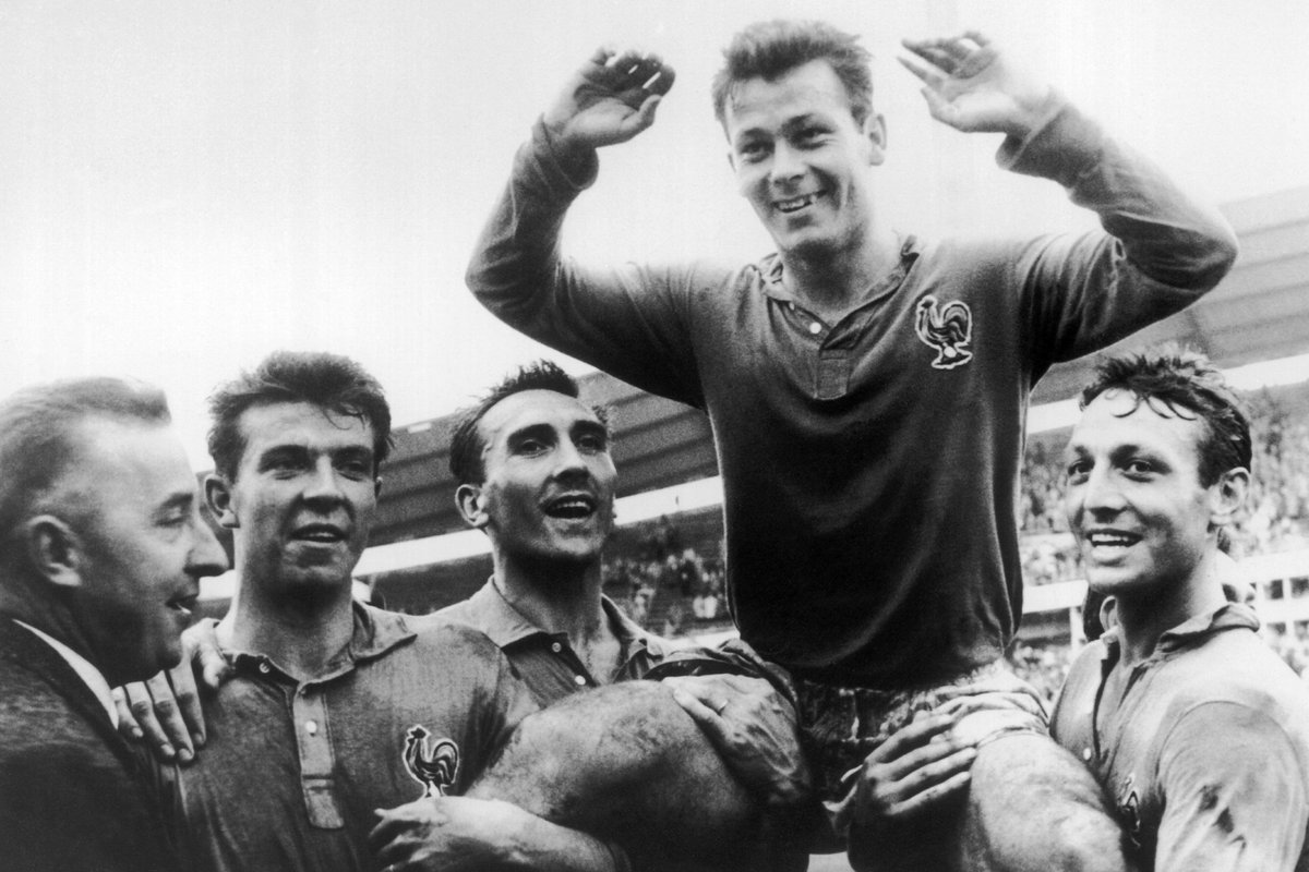 Muere Just Fontaine, máximo goleador en Mundiales