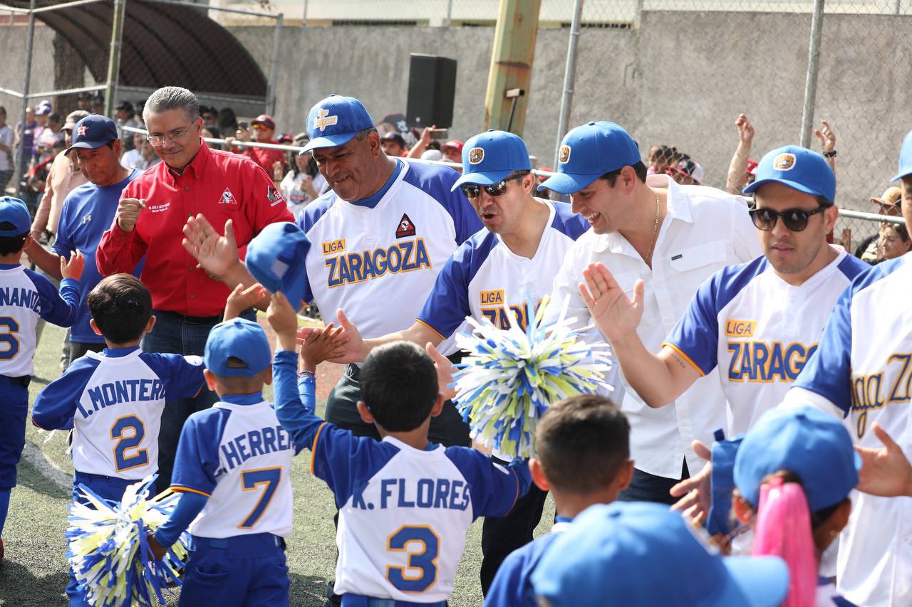 En marcha, fiesta del beisbol infantil