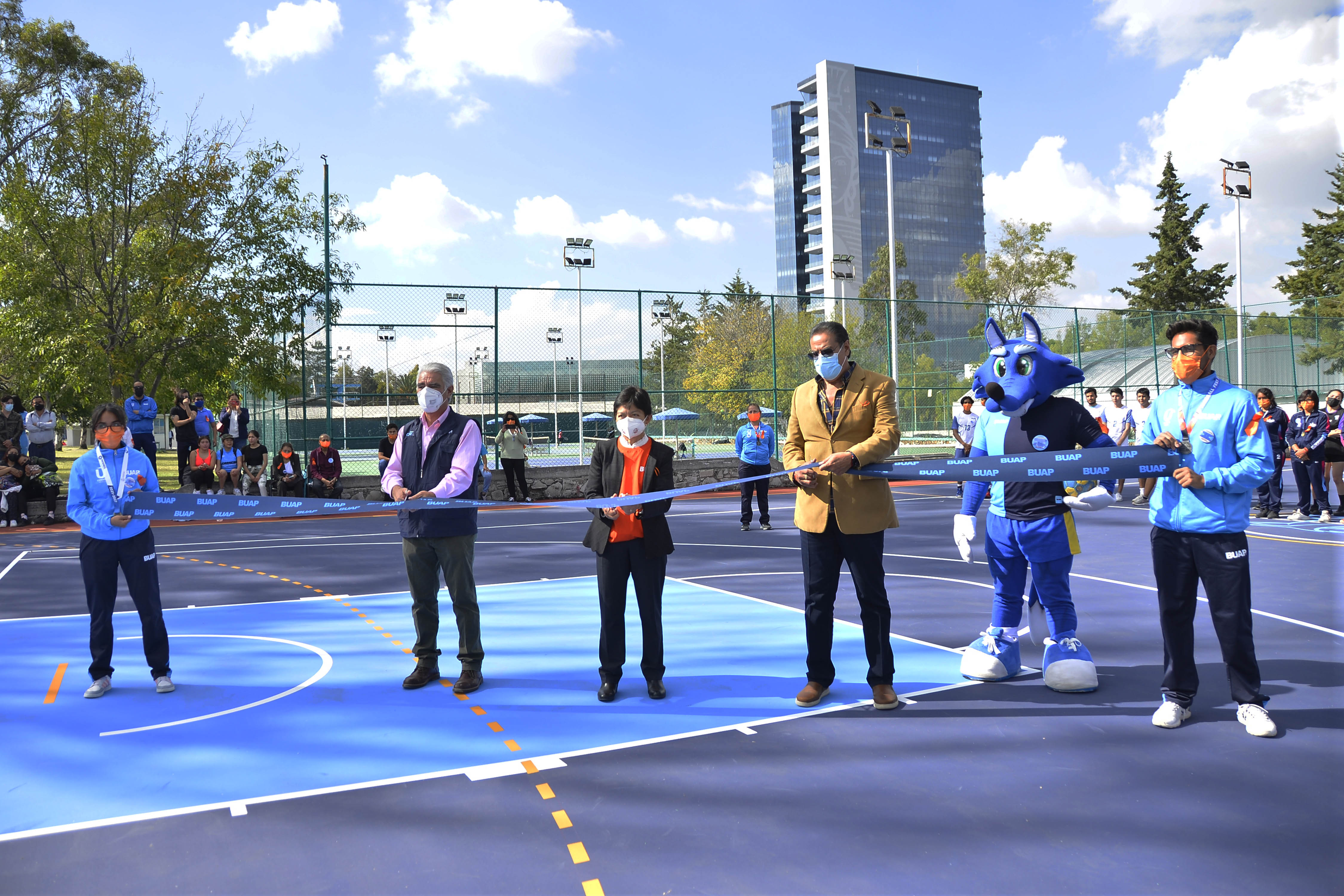 Inauguran cancha de handball en Ciudad Universitaria