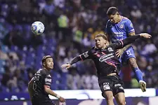 Cruz Azul derrota al Club Puebla por la mínima en agónico juego