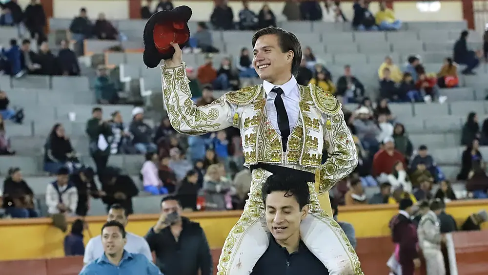 Gustavo García “Solito” cortó dos orejas y salió a hombros en la Copa Pana
