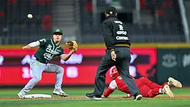 Diablos Rojos viene de atrás para pegar primero a Pericos