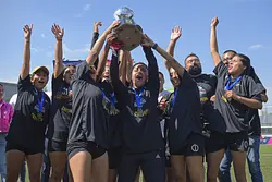 Los Olivos grita ¡campeón! en el Torneo de Barrios Femenil
